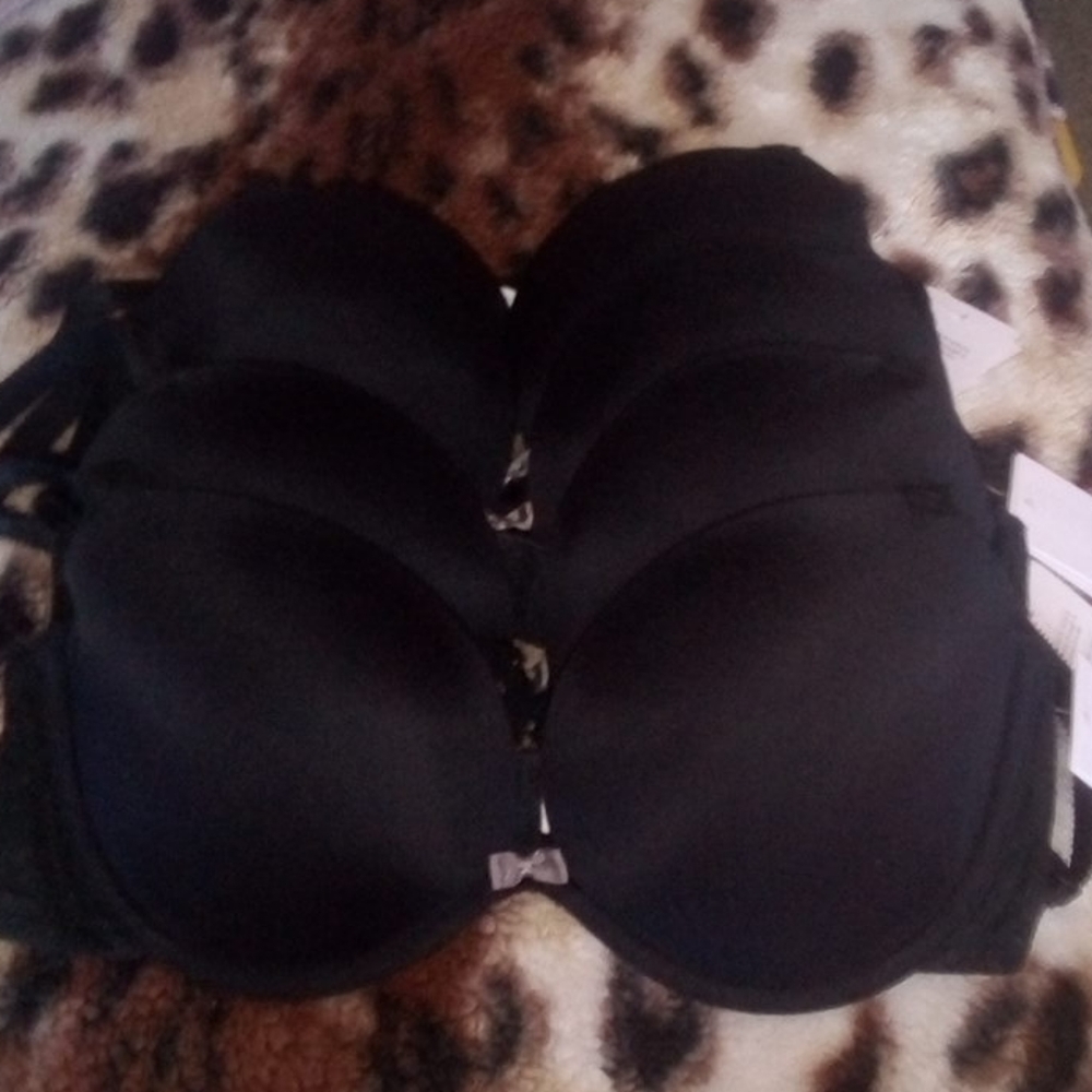 AUDEN/4 piece black bras